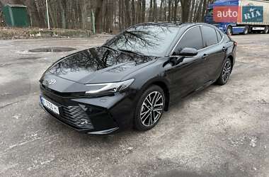 Седан Toyota Camry 2025 в Полтаві