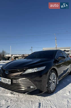Седан Toyota Camry 2019 в Одессе