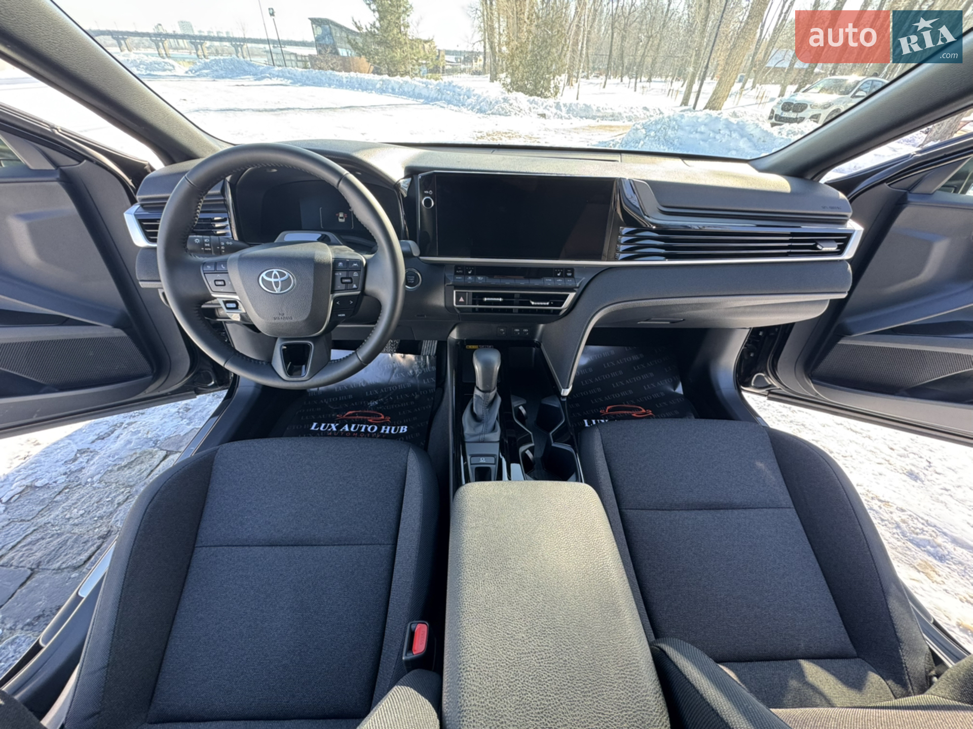 2025 Toyota Camry - мініатюра 9