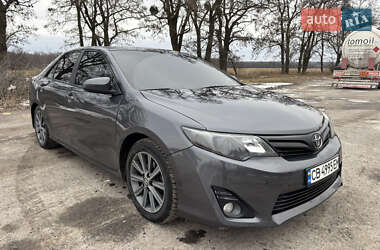 Седан Toyota Camry 2014 в Гадячі