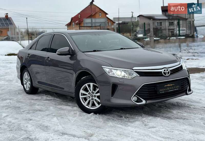 Toyota Camry 2017