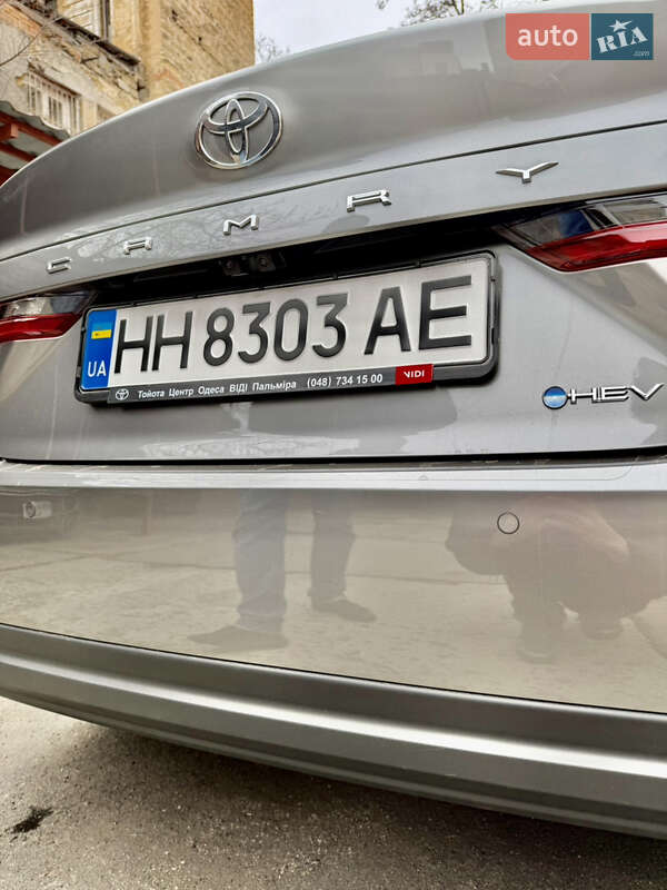 Седан Toyota Camry 2025 в Одессе