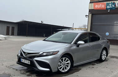 Седан Toyota Camry 2024 в Львове