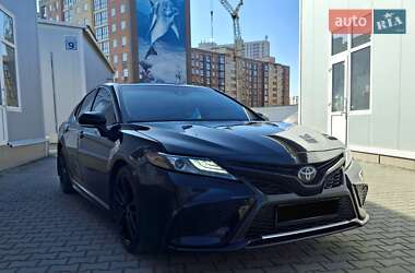 Седан Toyota Camry 2022 в Одессе