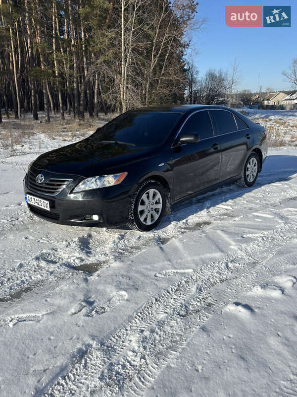 Седан Toyota Camry 2008 в Мерефа
