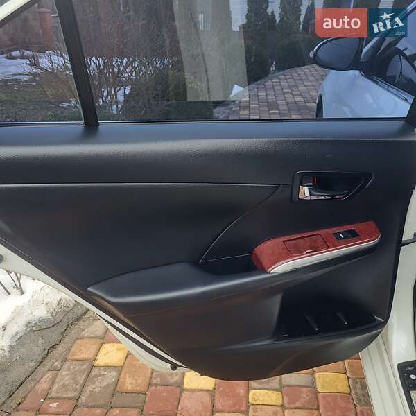 Седан Toyota Camry 2011 в Смеле