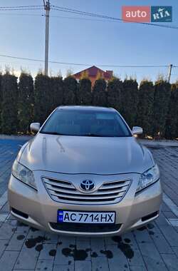 Седан Toyota Camry 2006 в Луцьку