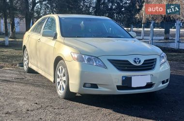 Седан Toyota Camry 2006 в Дніпрі