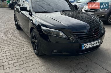 Седан Toyota Camry 2008 в Киеве