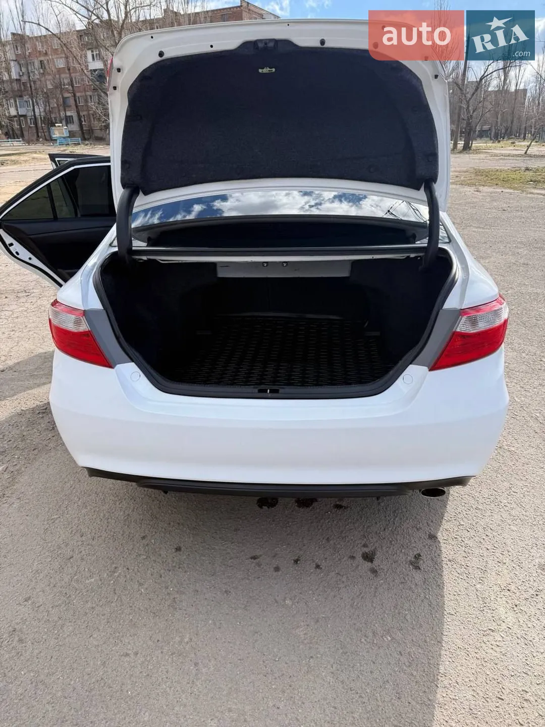 2015 Toyota Camry - мініатюра 4