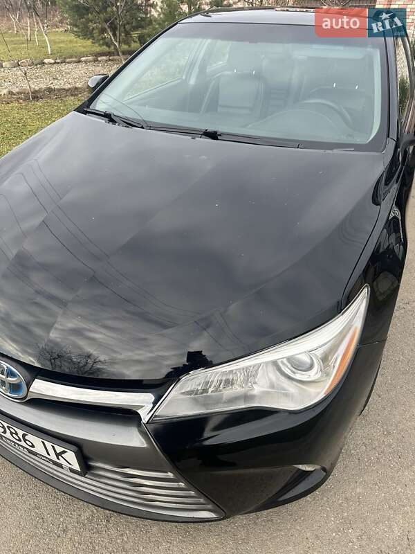 Седан Toyota Camry 2017 в Ивано-Франковске