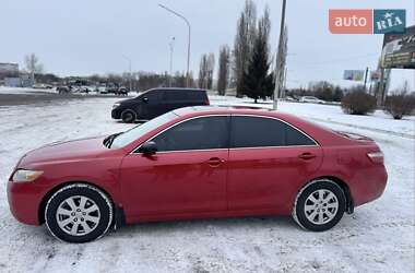 Седан Toyota Camry 2007 в Кременчуге