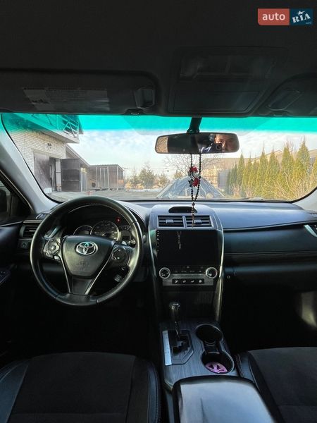 Седан Toyota Camry 2013 в Городке