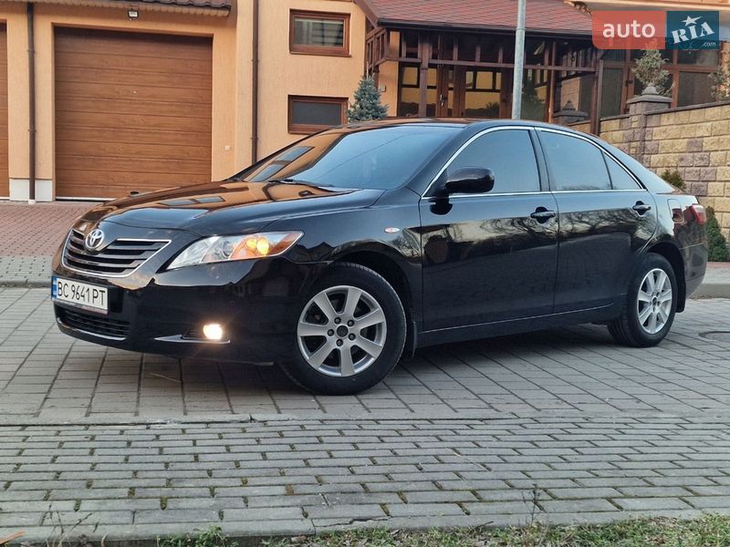 Седан Toyota Camry 2006 в Стрые