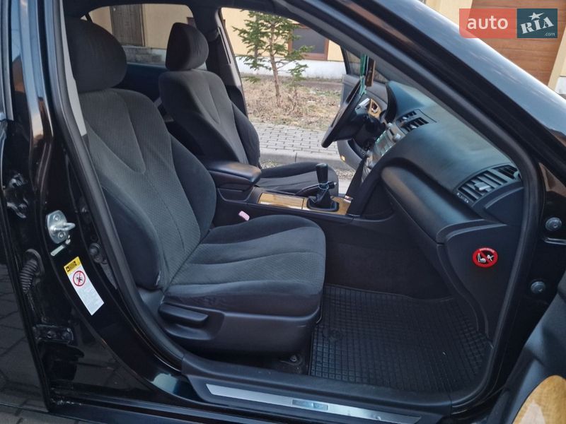 Седан Toyota Camry 2006 в Стрые