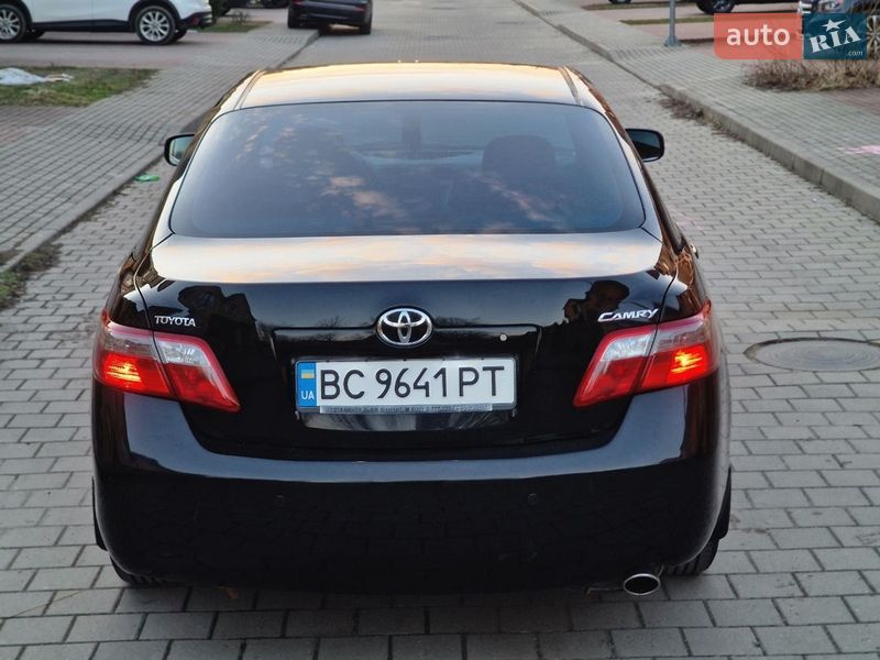 Седан Toyota Camry 2006 в Стрые