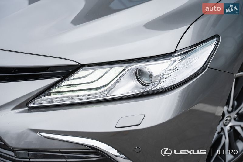 Седан Toyota Camry 2024 в Днепре