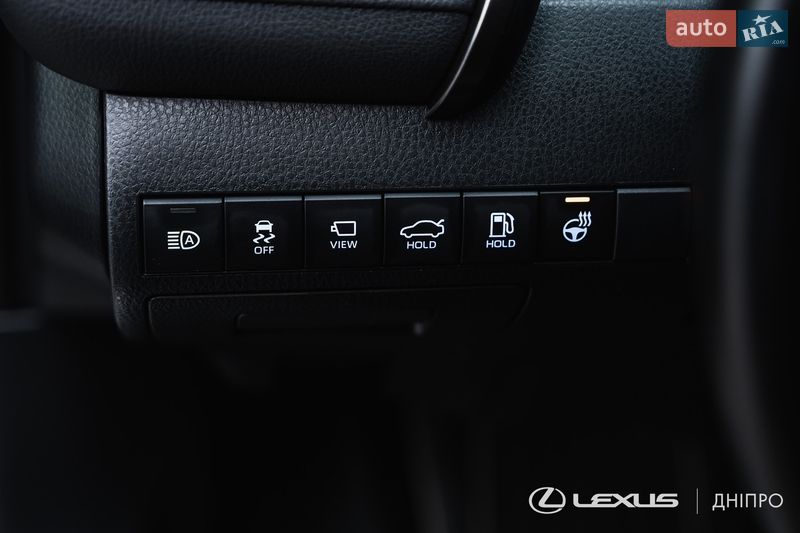 Седан Toyota Camry 2024 в Днепре