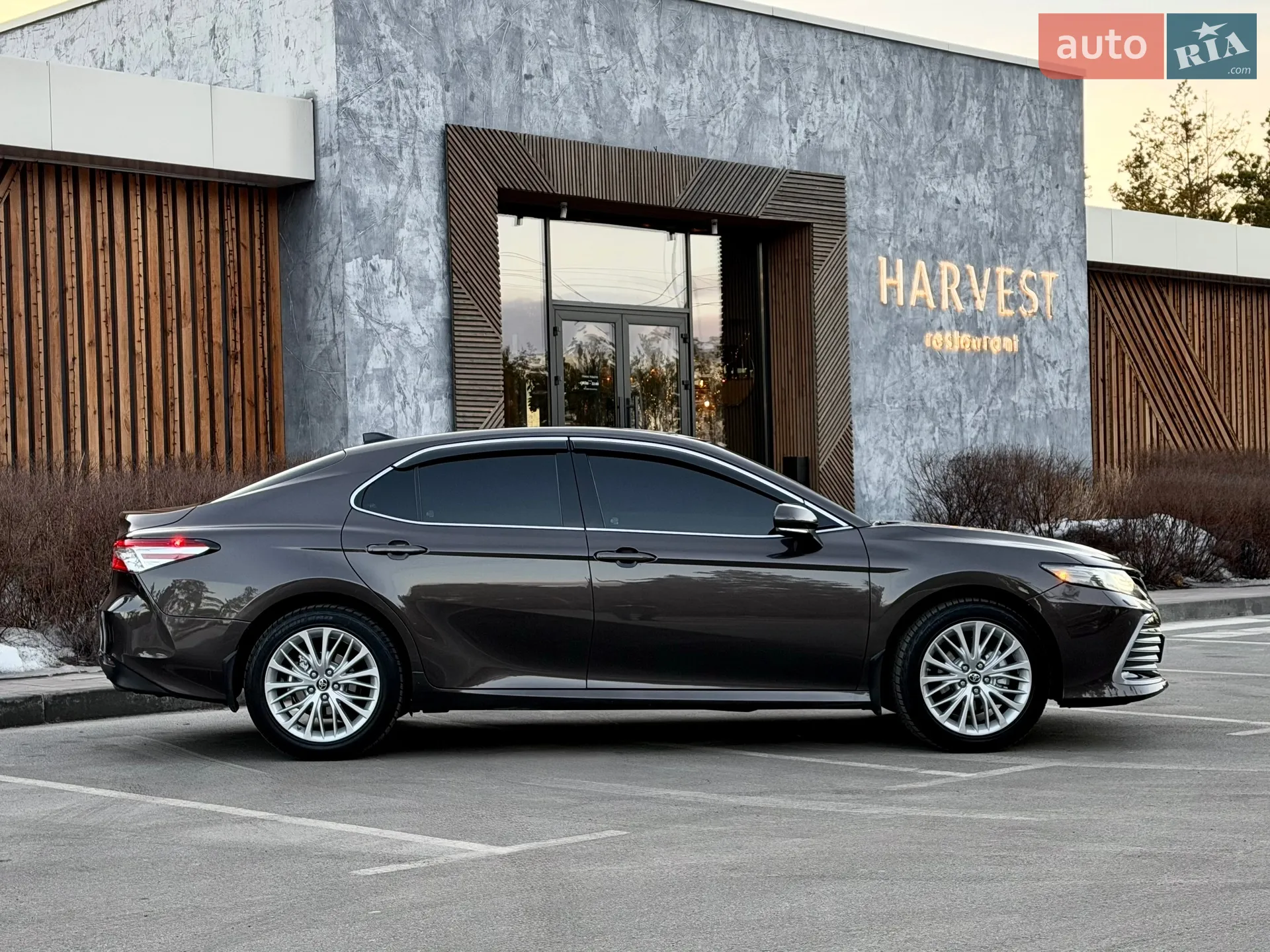 2018 Toyota Camry - мініатюра 17