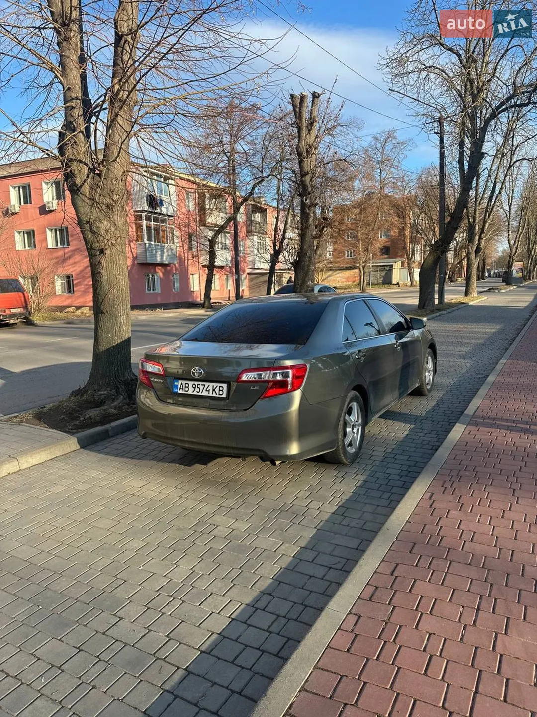 2012 Toyota Camry - мініатюра 3