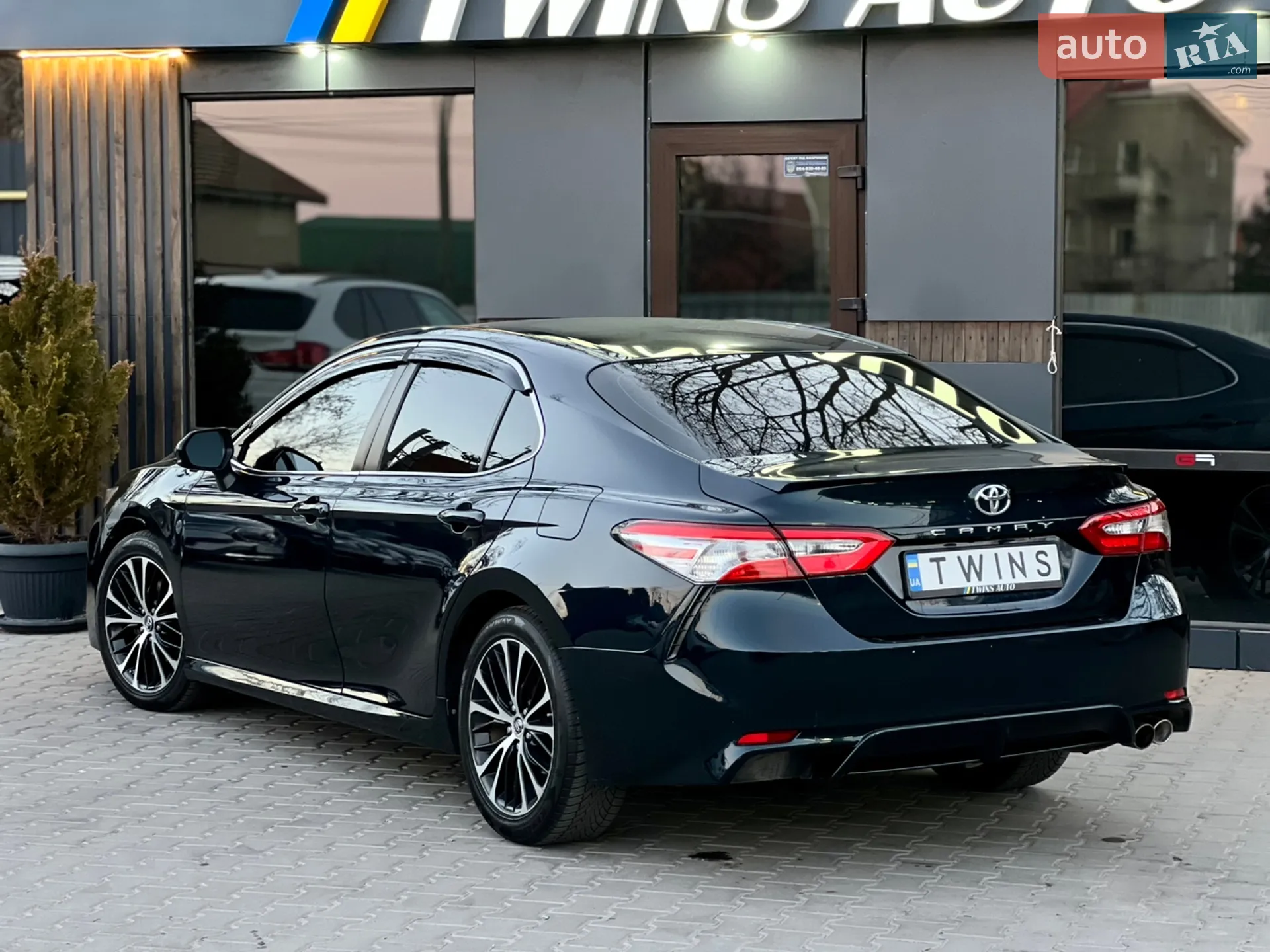 2017 Toyota Camry - мініатюра 6