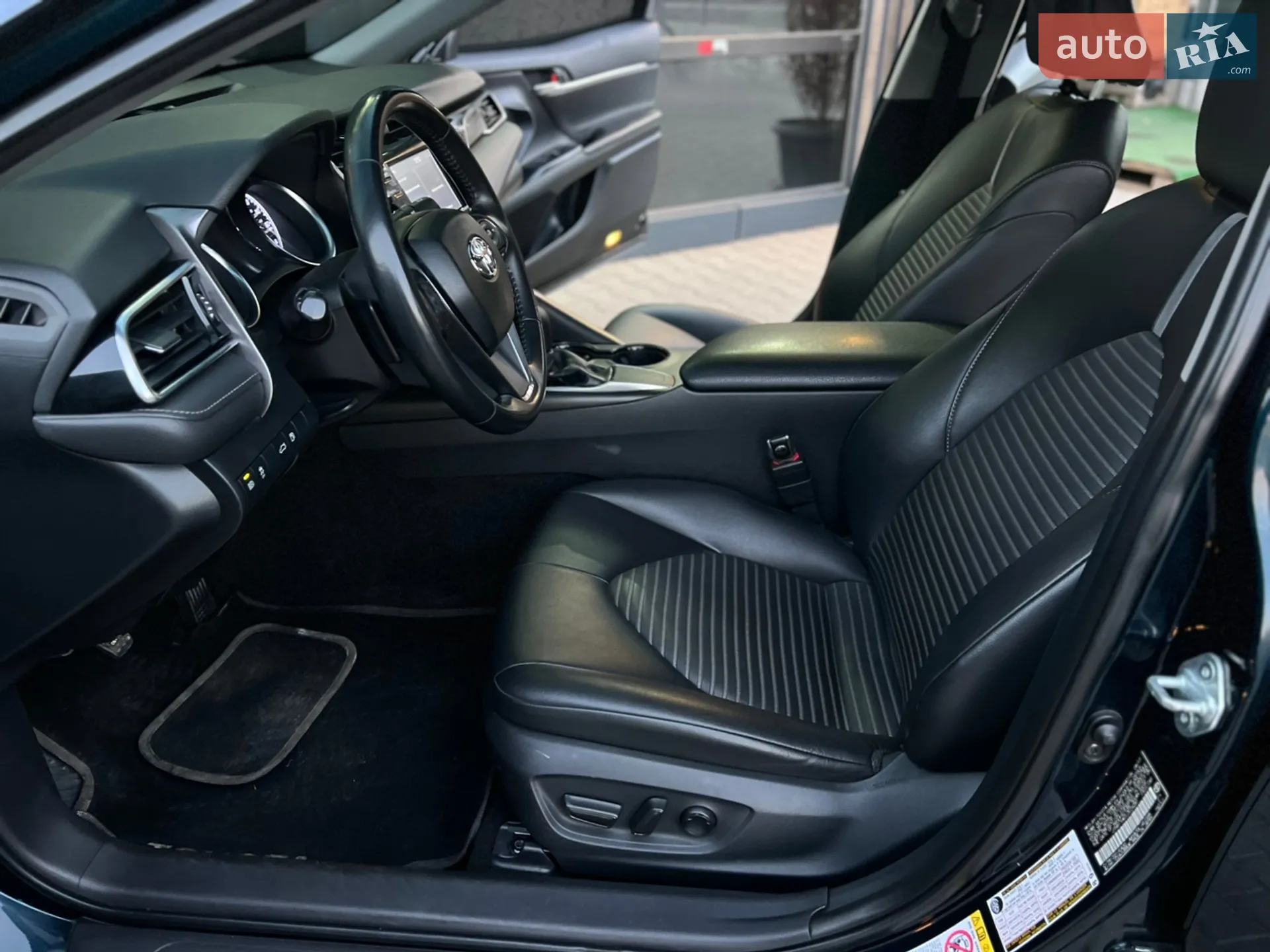 2017 Toyota Camry - мініатюра 7
