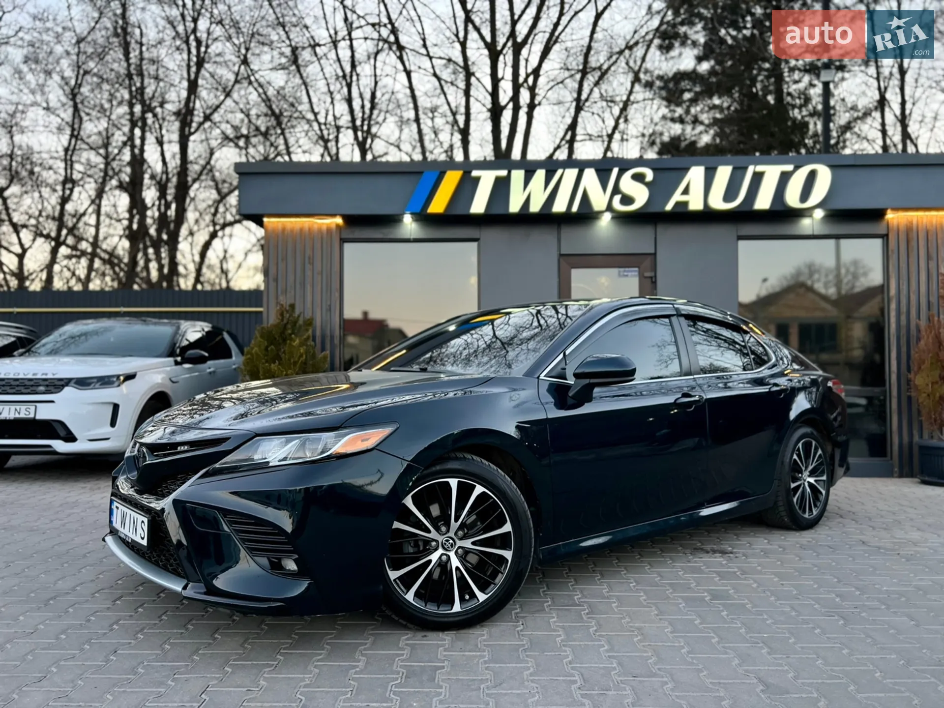 2017 Toyota Camry - мініатюра 12