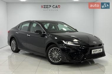 Седан Toyota Camry 2025 в Одессе