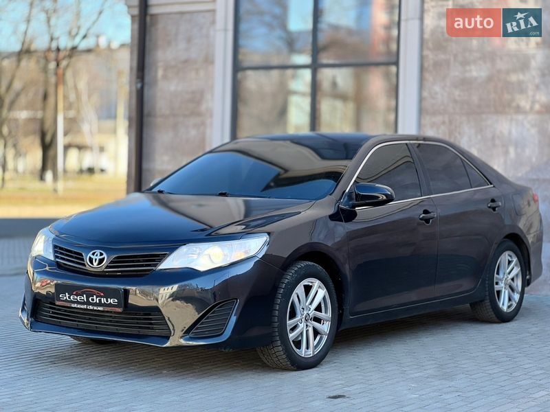 Toyota Camry 2014