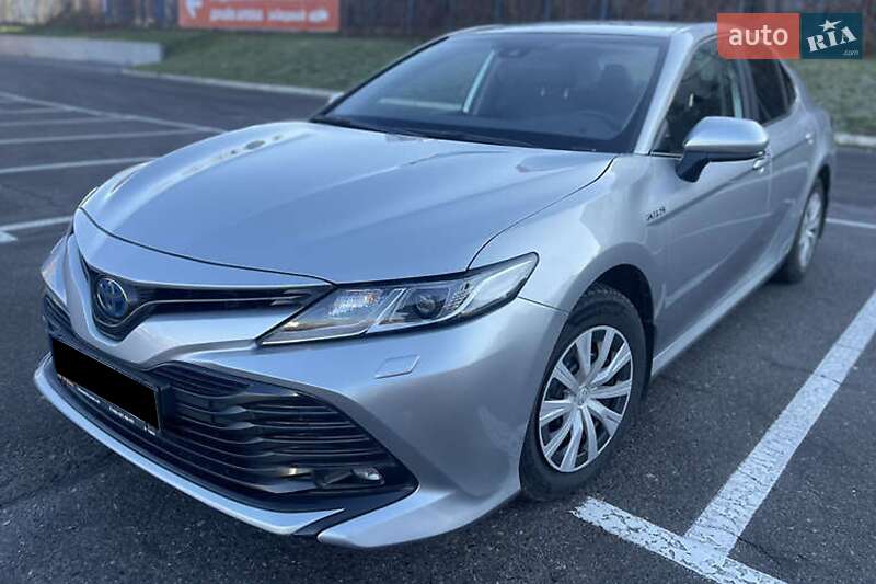 Toyota Camry 2020