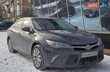 Седан Toyota Camry 2016 в Києві