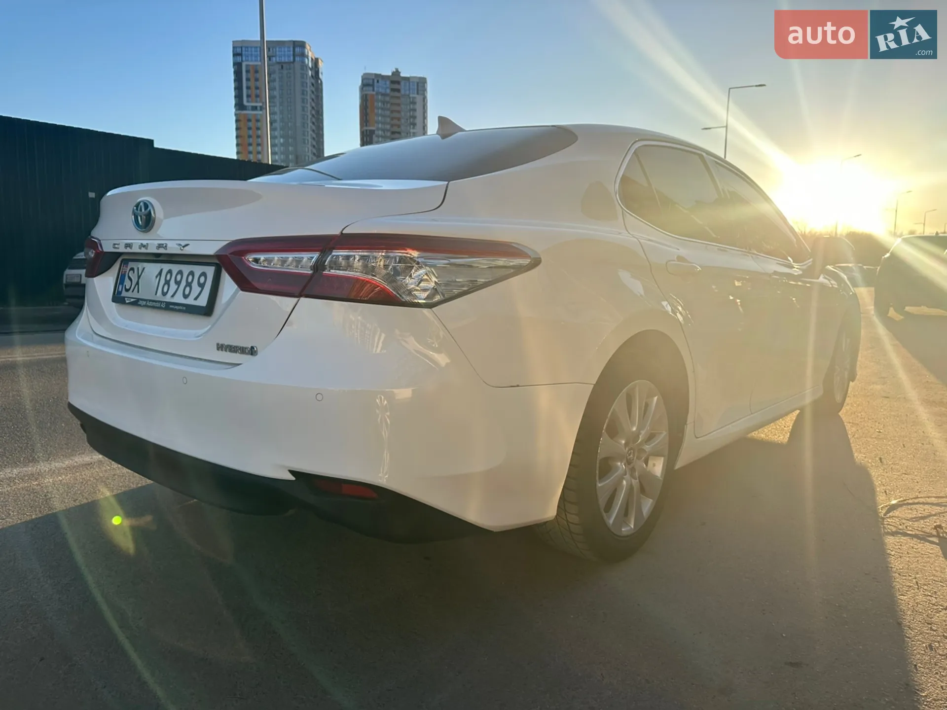 2020 Toyota Camry - мініатюра 6