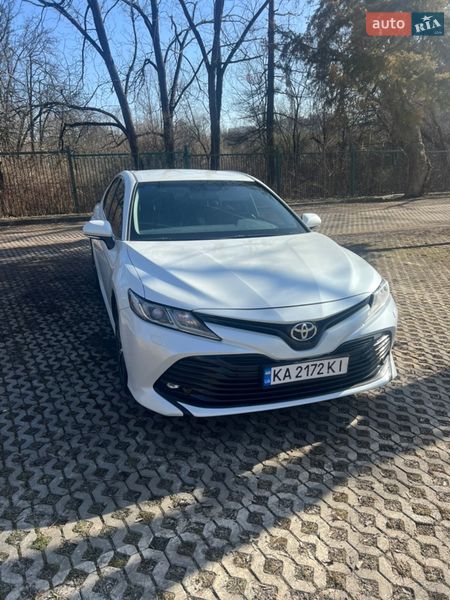 Toyota Camry 2017