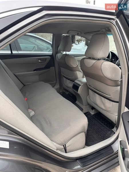 Седан Toyota Camry 2015 в Подольске