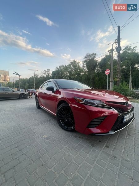 Toyota Camry 2019