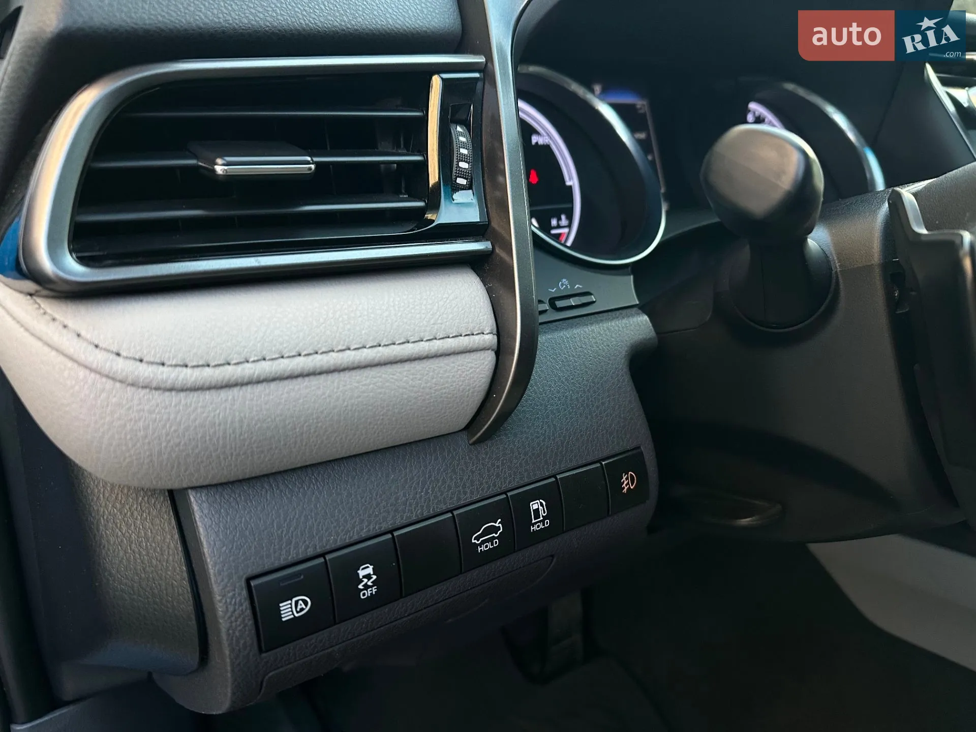 2019 Toyota Camry - мініатюра 19