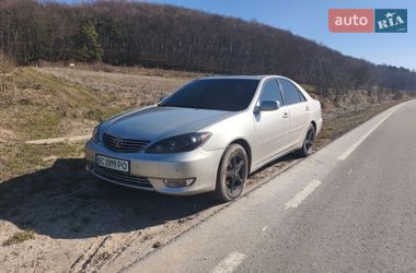 Седан Toyota Camry 2004 в Перемишлянах