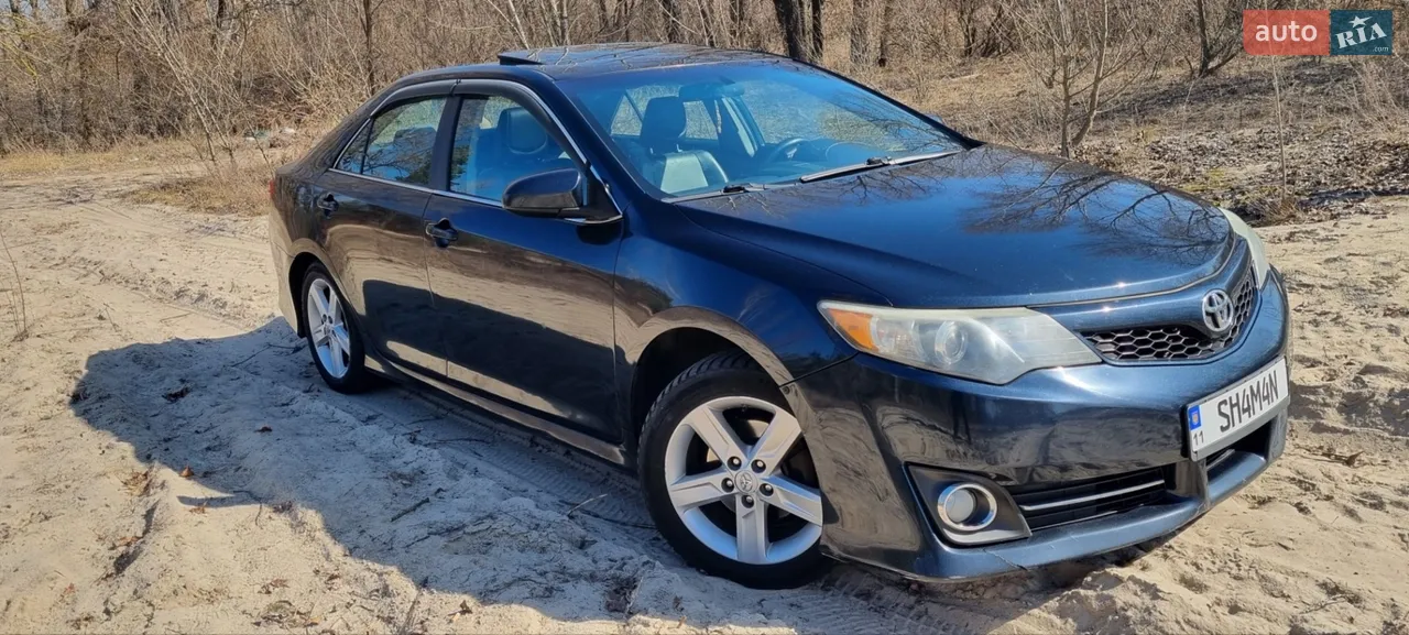 2013 Toyota Camry - мініатюра 17