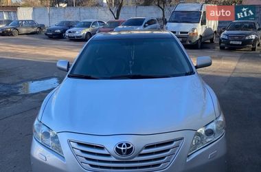 Седан Toyota Camry 2008 в Киеве