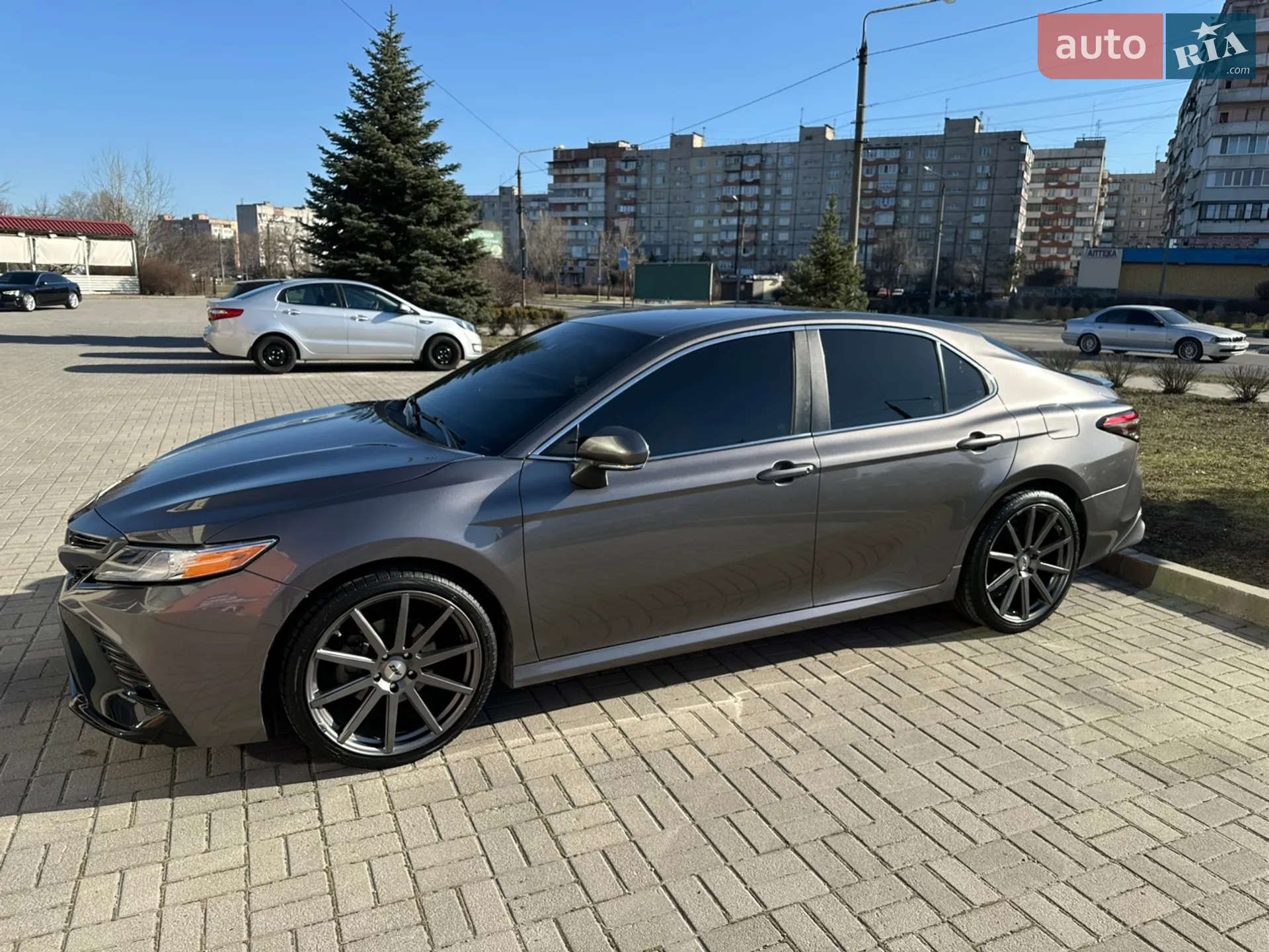 2018 Toyota Camry - мініатюра 11
