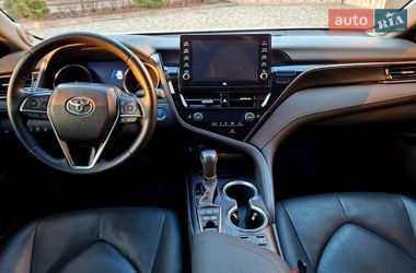 Седан Toyota Camry 2021 в Харькове