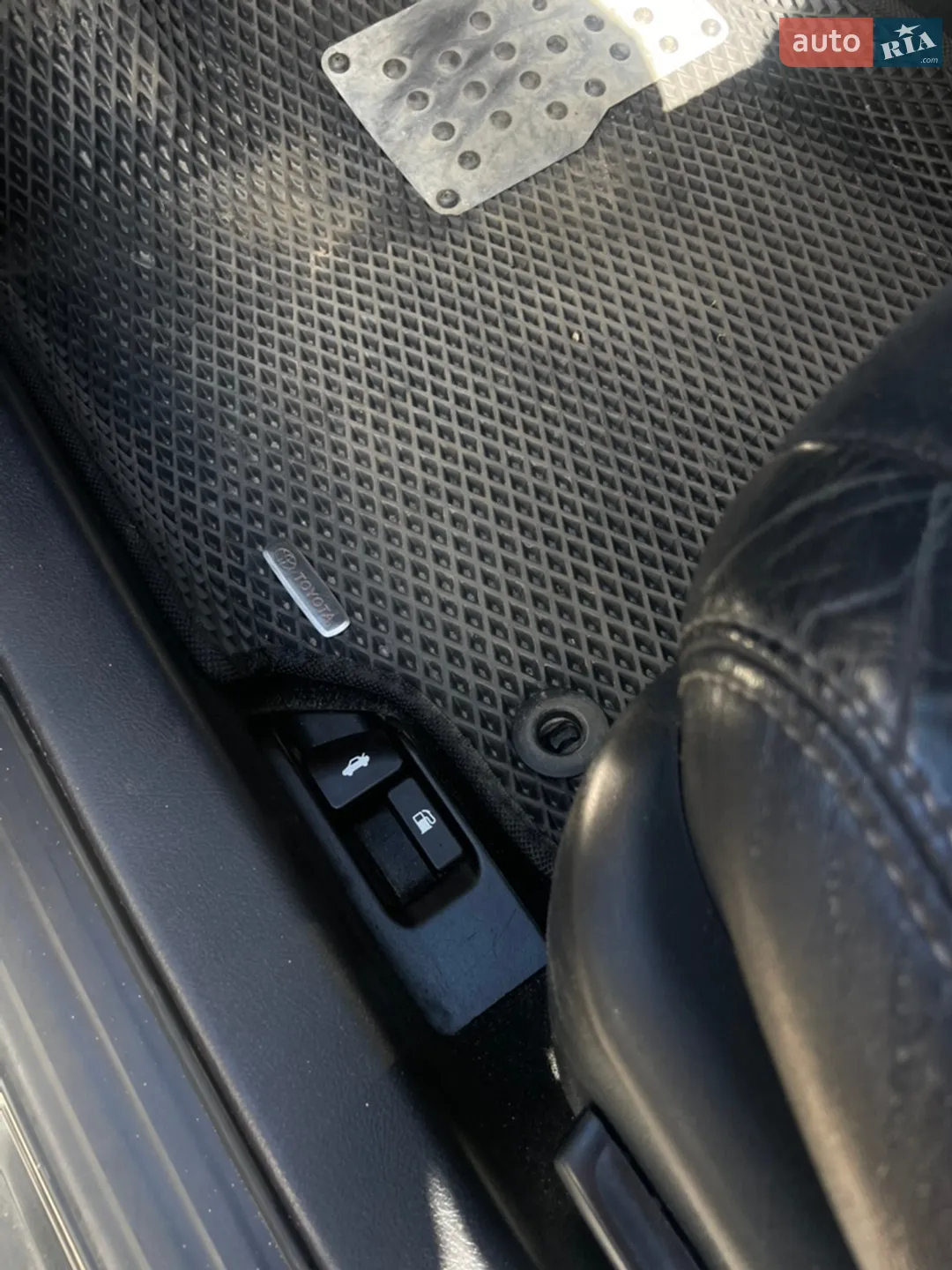2012 Toyota Camry - мініатюра 24