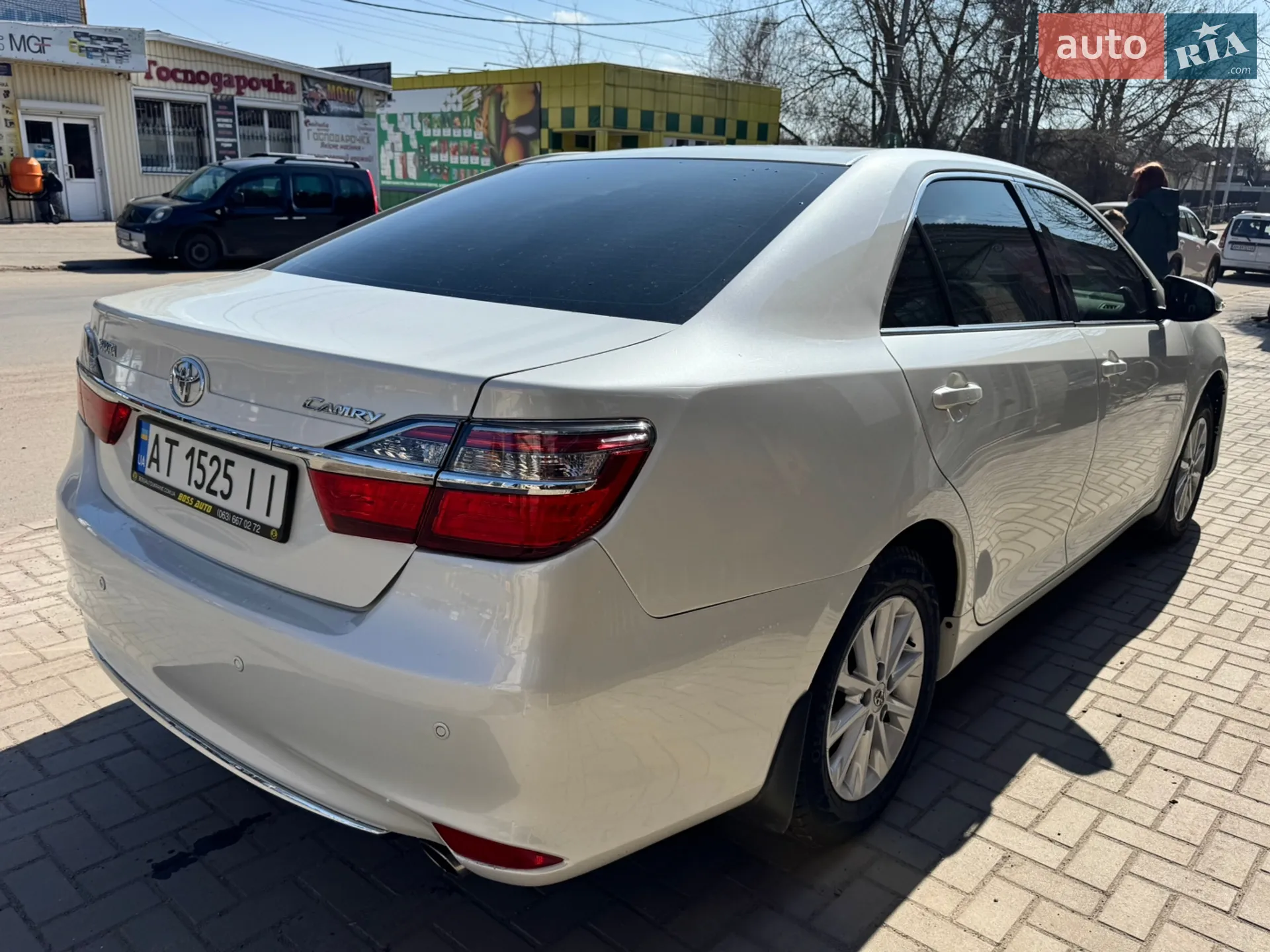 2016 Toyota Camry - мініатюра 9