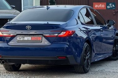 Седан Toyota Camry 2024 в Харкові