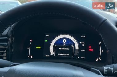 Седан Toyota Camry 2024 в Харкові
