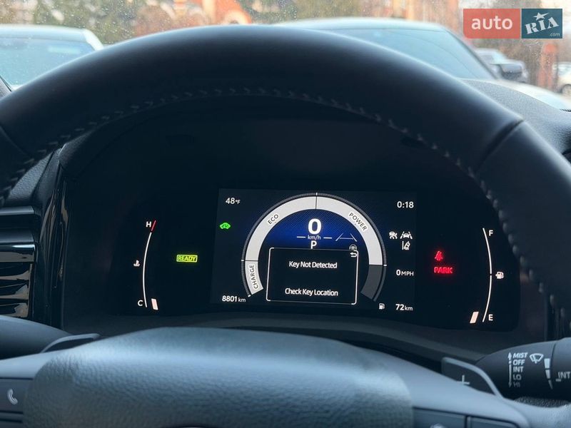 Седан Toyota Camry 2024 в Харкові