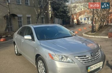 Седан Toyota Camry 2008 в Киеве