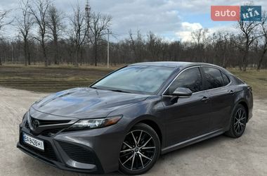 Седан Toyota Camry 2022 в Кропивницком