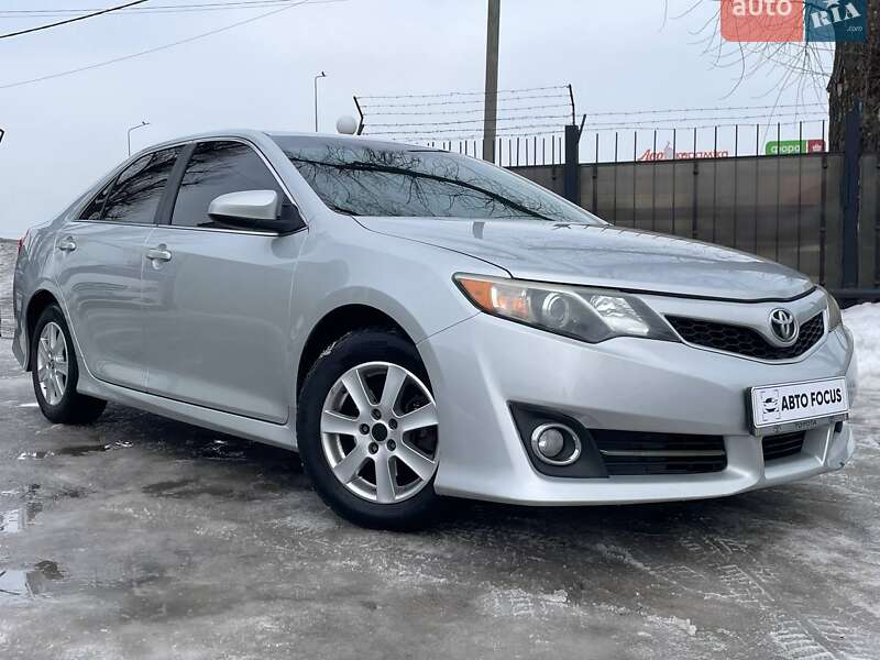 Toyota Camry 2013