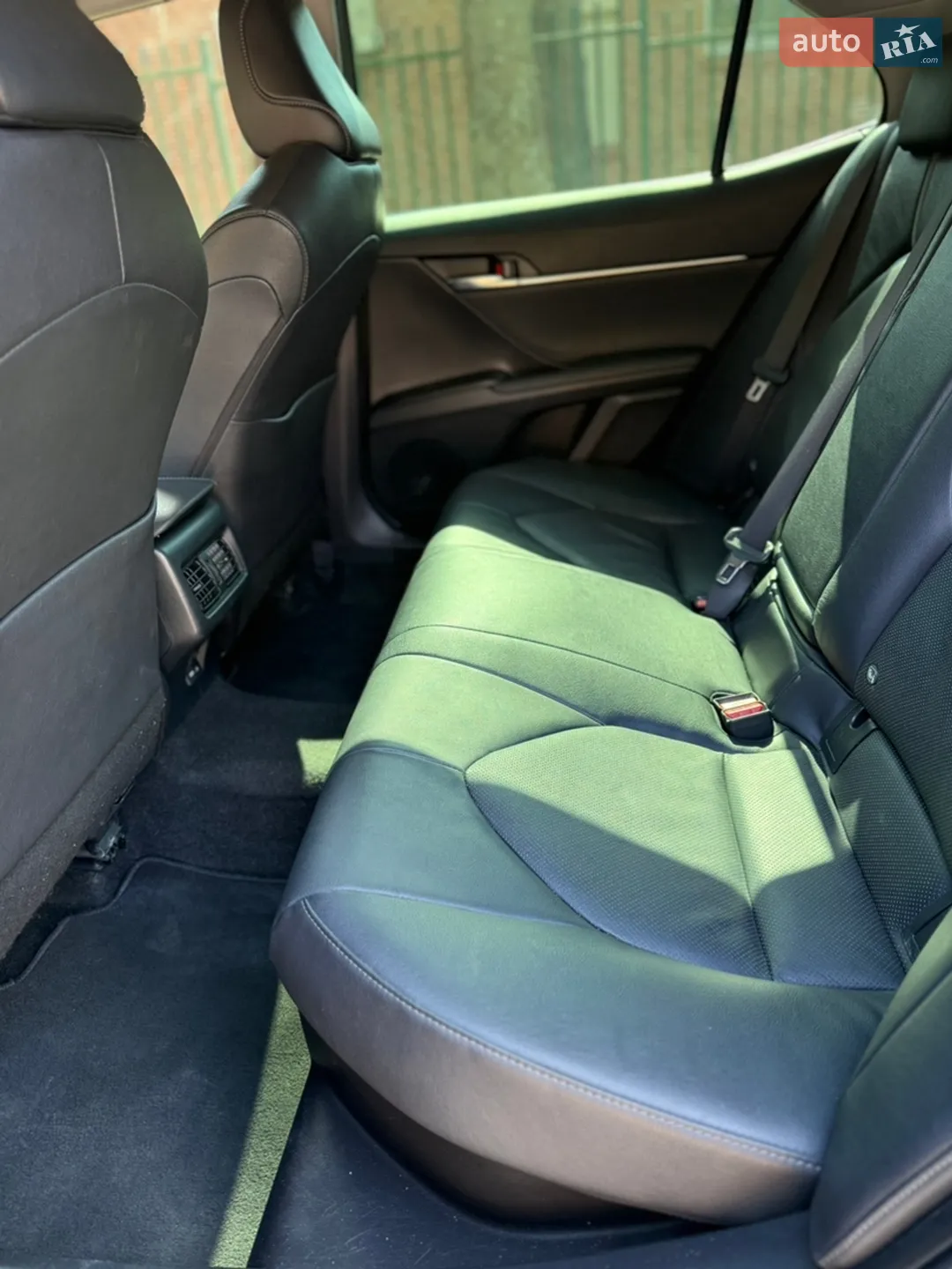 2023 Toyota Camry - мініатюра 28